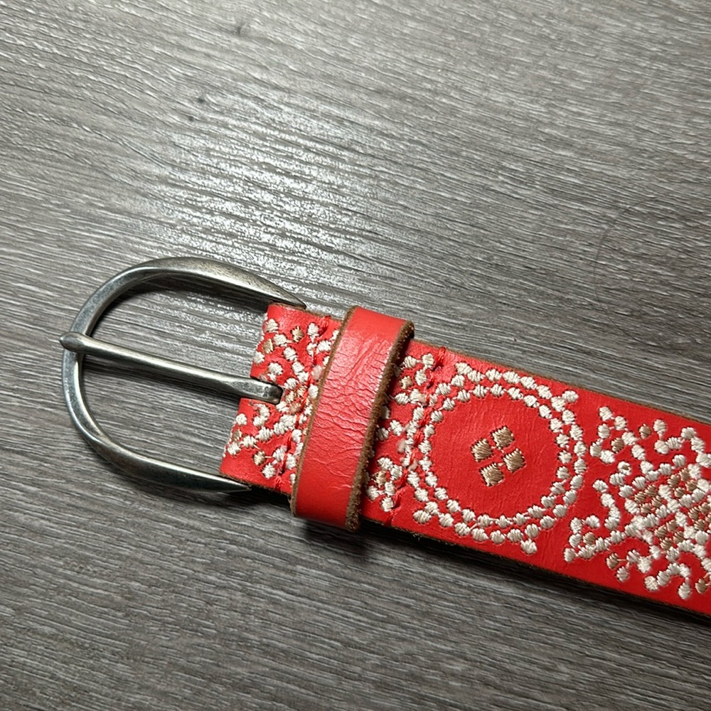 LUCKY BRAND EMBROIDERED BELT